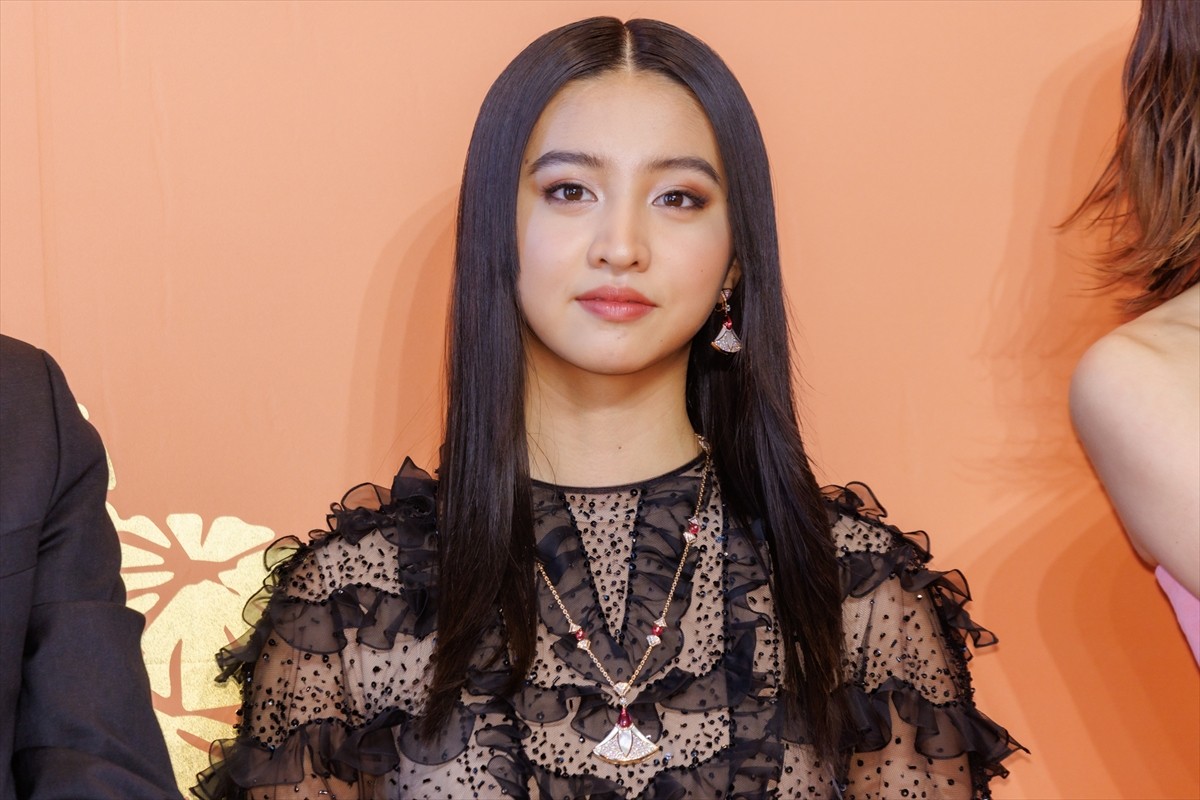アン・ハサウェイ、11年ぶり来日で超絶スタイル披露　Koki，＆森星＆山下智久と美競演