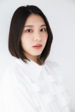 元乃木坂46・相楽伊織、堀未央奈ら所属事務所へ移籍　ばっさりヘアカットでイメチェン