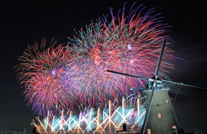千葉「佐倉市民花火大会」4年ぶりに開催決定！　1万8000発の花火が印旛沼を彩る