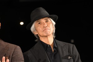 佐藤浩市、映画『大名倒産』公開初日舞台挨拶に登場