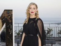 アンバー・ハード、第69回タオルミーナ映画祭に出席　裁判後初の公の場