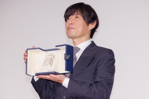 坂元裕二、映画『怪物』初日舞台挨拶に登場