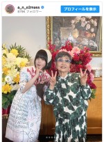 （写真左から）あの、泉ピン子　※「あの」インスタグラム