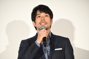 松山ケンイチ、映画『大名倒産』公開初日舞台挨拶に登場