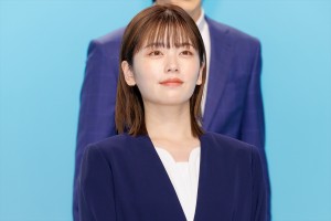 小芝風花、月10ドラマ『転職の魔王様』制作発表会見に登場