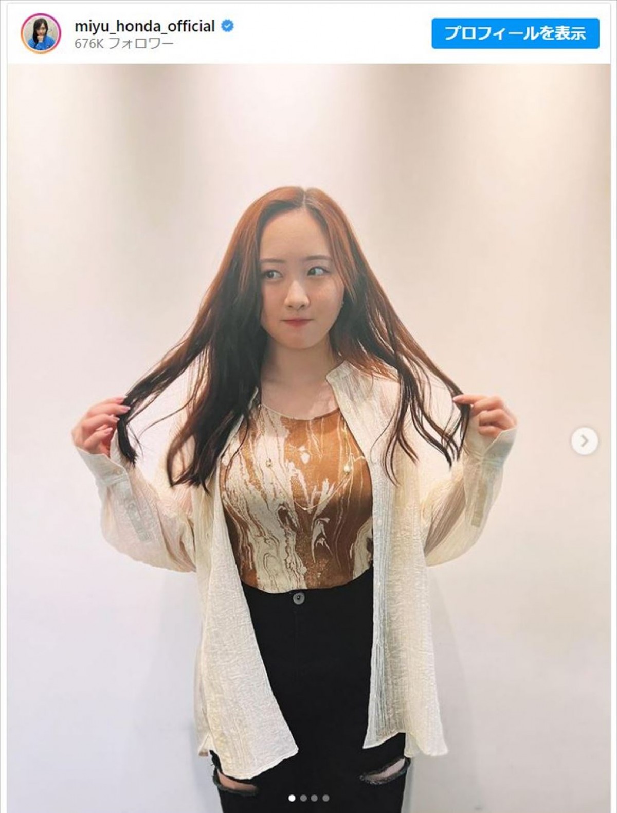 本田望結、ブラウンのロングヘア＆大人っぽスタイルに反響「色気増してない？」「本当にリアルナミ」