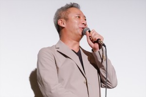 いしだ壱成、映画『散歩屋ケンちゃん』初日舞台挨拶に登場