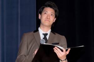 霜降り明星・粗品、映画『キリエのうた』完成報告イベントに登場