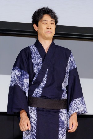 大泉洋、映画『こんにちは、母さん』完成披露試写会に登場