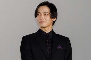 猪塚健太、映画『禁じられた遊び』完成披露イベントに登場