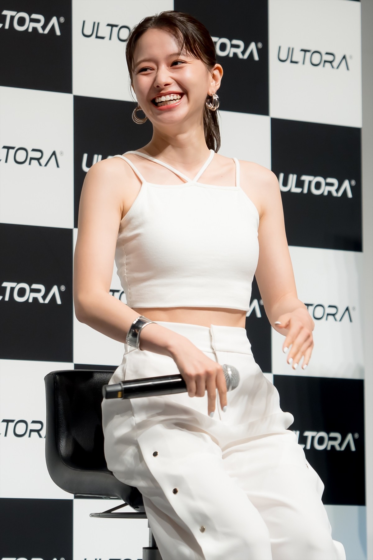 山本舞香、自身が目指す理想のボディ明かす「体重というよりもバランス」