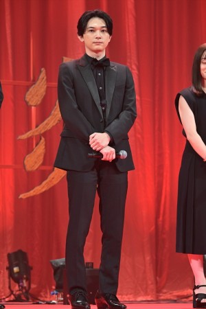 吉沢亮、映画『キングダム 運命の炎』ワールドプレミアに登場