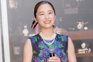 堀田真由、映画『禁じられた遊び』完成披露イベントに登場