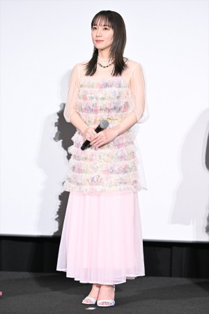 吉岡里帆、映画『アイスクリームフィーバー』初日舞台挨拶に登場