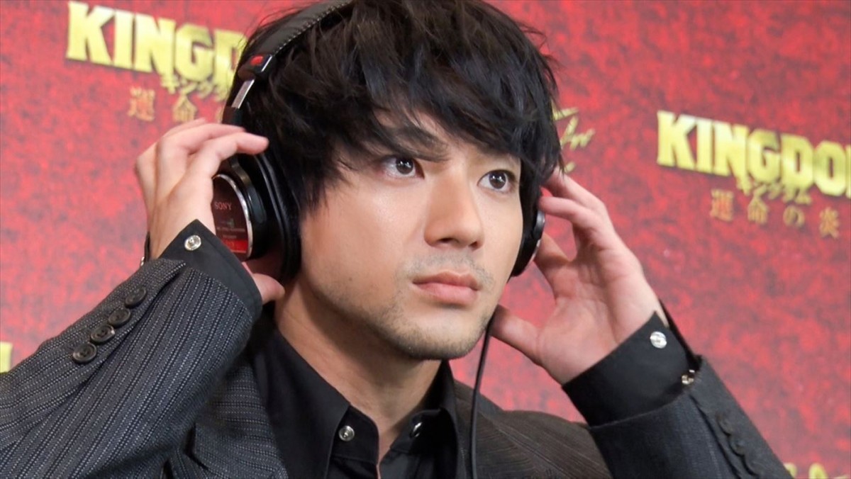 山崎賢人、清野菜名や山田裕貴らが挑む「夜会カジノ」で勝利を目指す！　あすの『櫻井・有吉THE夜会』