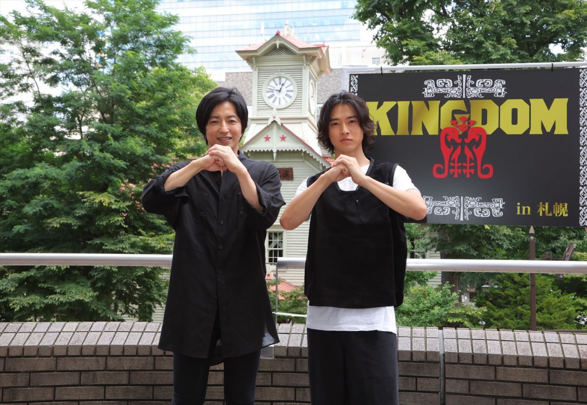 山崎賢人＆吉沢亮＆大沢たかお、『キングダム』初の全国舞台あいさつツアーに感無量　オフショットも到着！