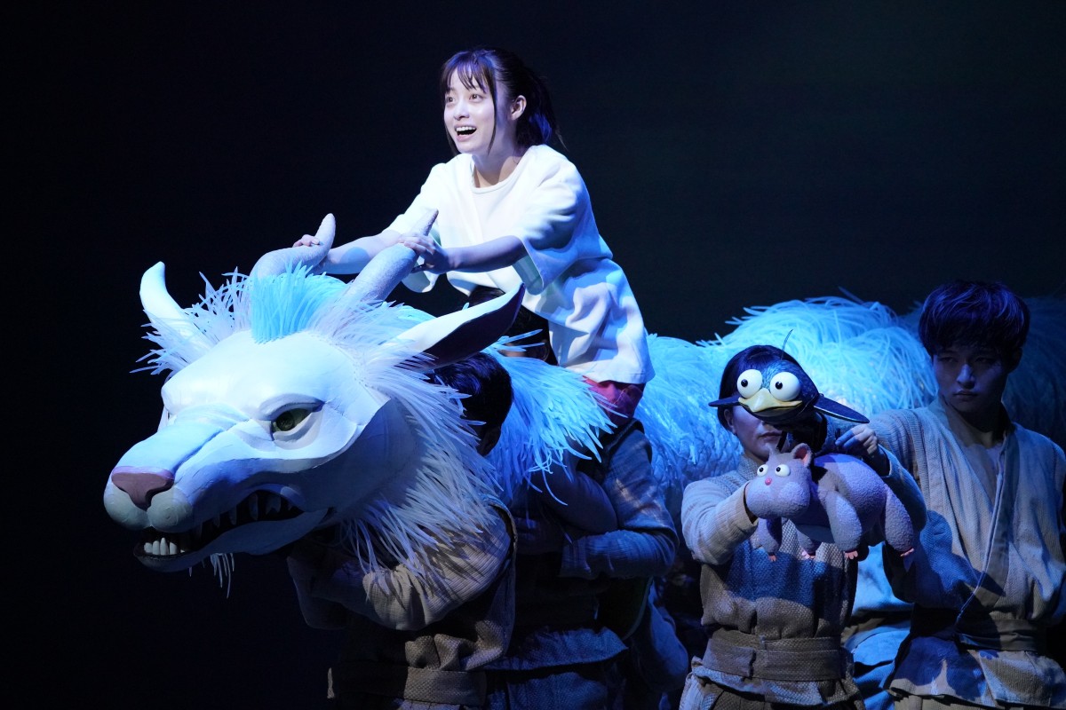 川栄李奈・福地桃子、舞台『千と千尋の神隠し』2024年公演で“千尋”役に！　橋本環奈・上白石萌音に加えて