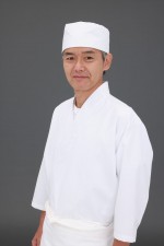 ドラマ『あたりのキッチン！』に出演する渡部篤郎