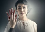 ドラマ『ブラックファミリア ～新堂家の復讐～』主演の板谷由夏