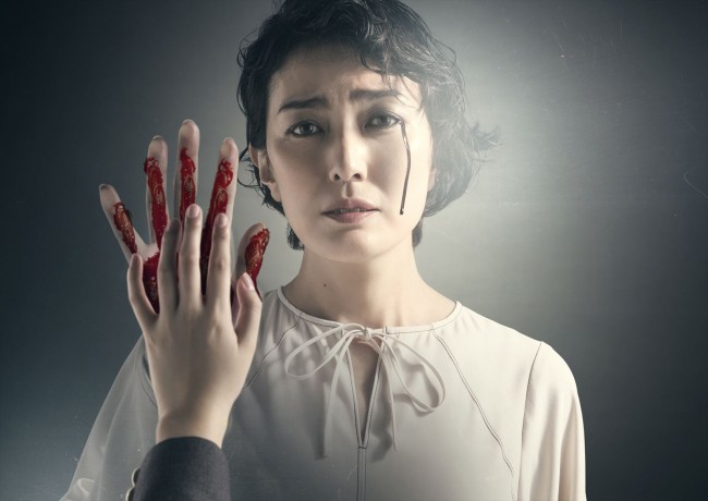 ドラマ『ブラックファミリア ～新堂家の復讐～』主演の板谷由夏