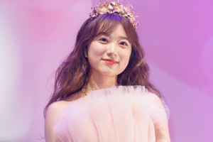 矢吹奈子、韓国コスメブランド「PEACH C」日本本格上陸記念イベントに登場