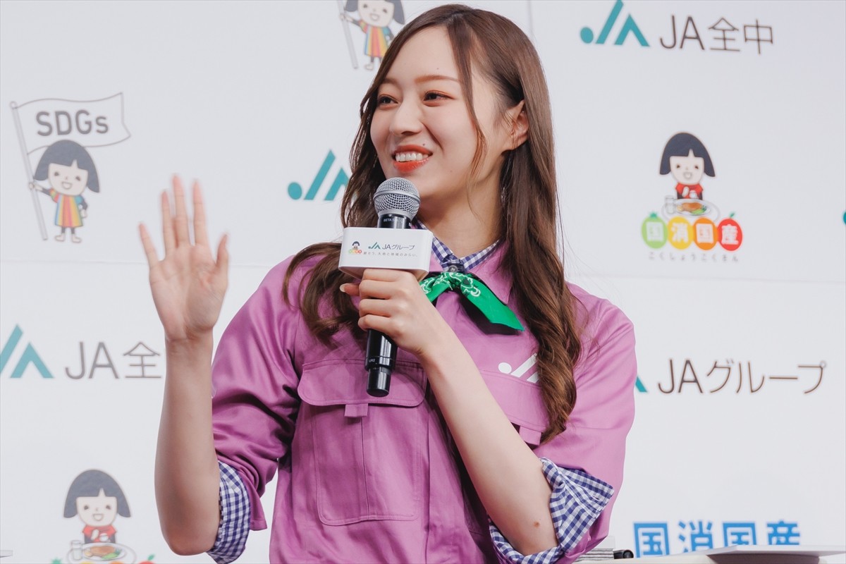 乃木坂46・梅澤美波＆遠藤さくら＆田村真佑が“つなぎ姿”披露　グループの「芋ブーム」明かす