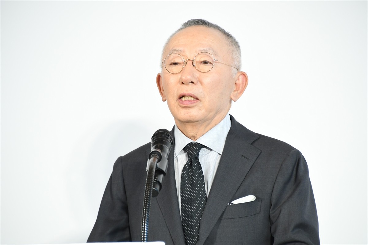 白石麻衣、プライベートはパンツ派も「この秋冬はスカートをたくさん履きたい」