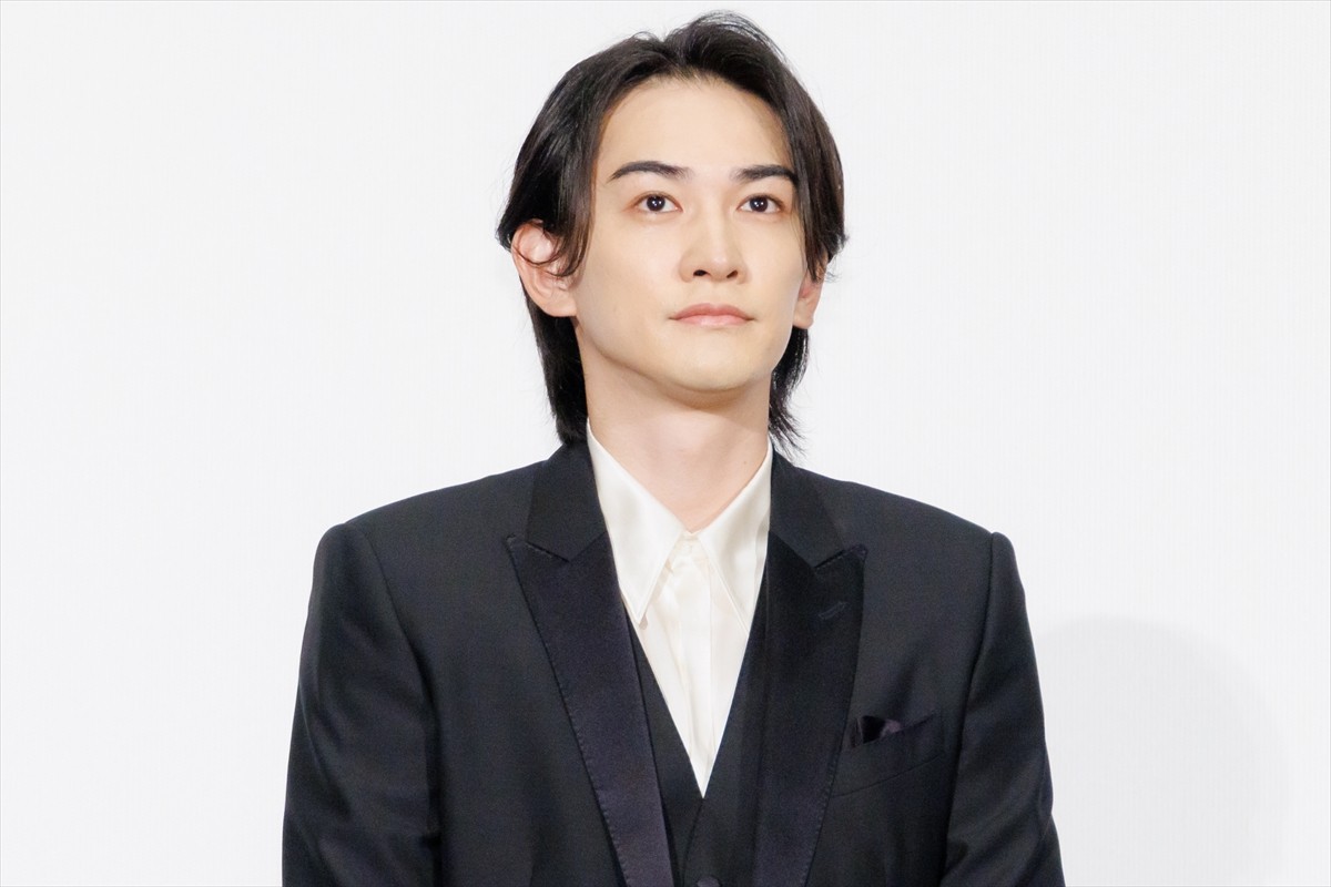 菅田将暉、松下洸平は“ボタニカル”「歩いたら小花が咲くようなマイナスイオンを感じる」