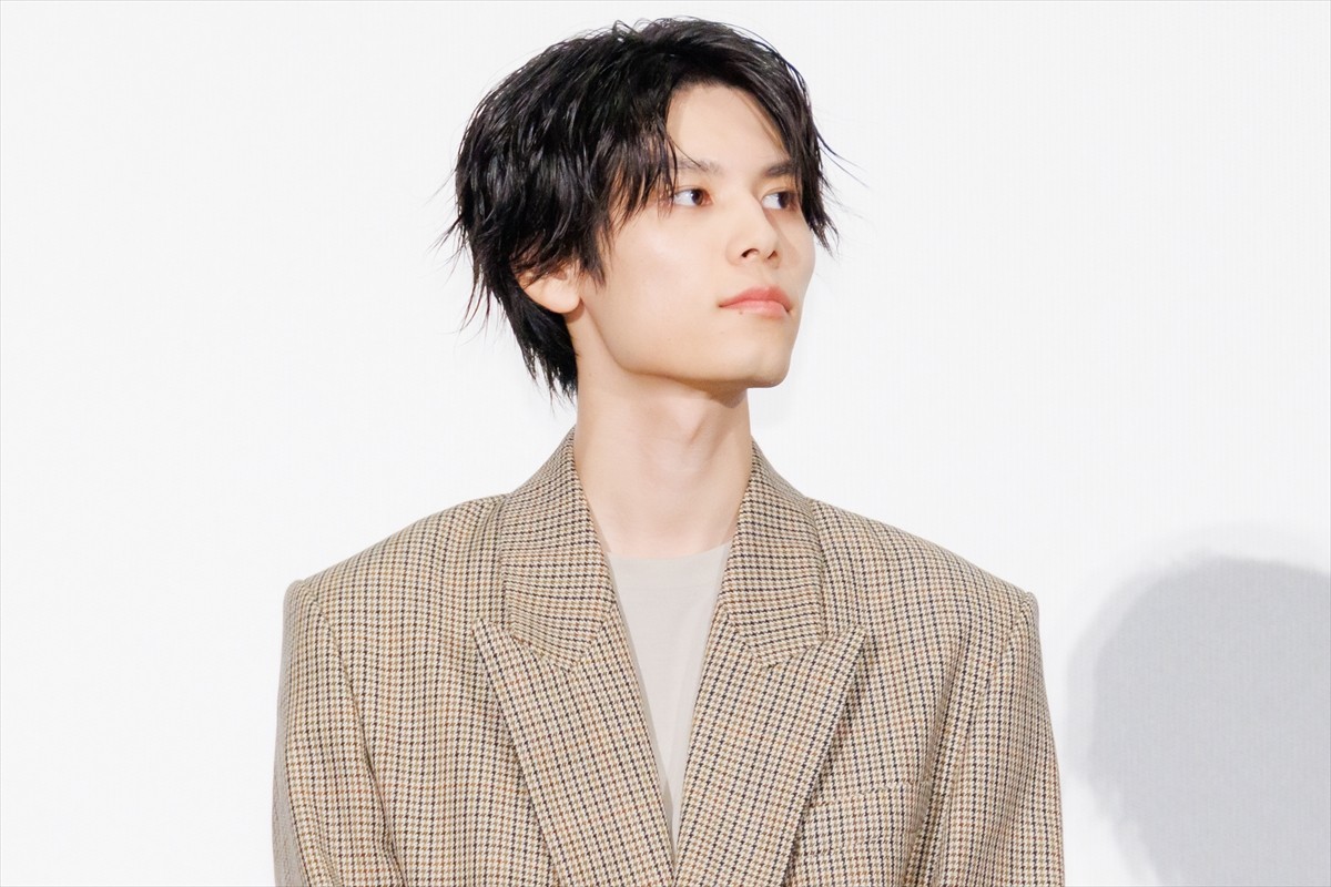 菅田将暉、松下洸平は“ボタニカル”「歩いたら小花が咲くようなマイナスイオンを感じる」