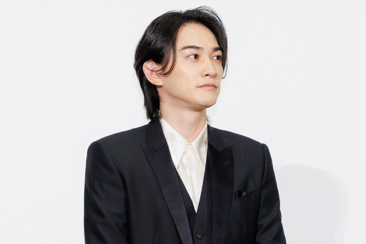 菅田将暉、松下洸平は“ボタニカル”「歩いたら小花が咲くようなマイナスイオンを感じる」
