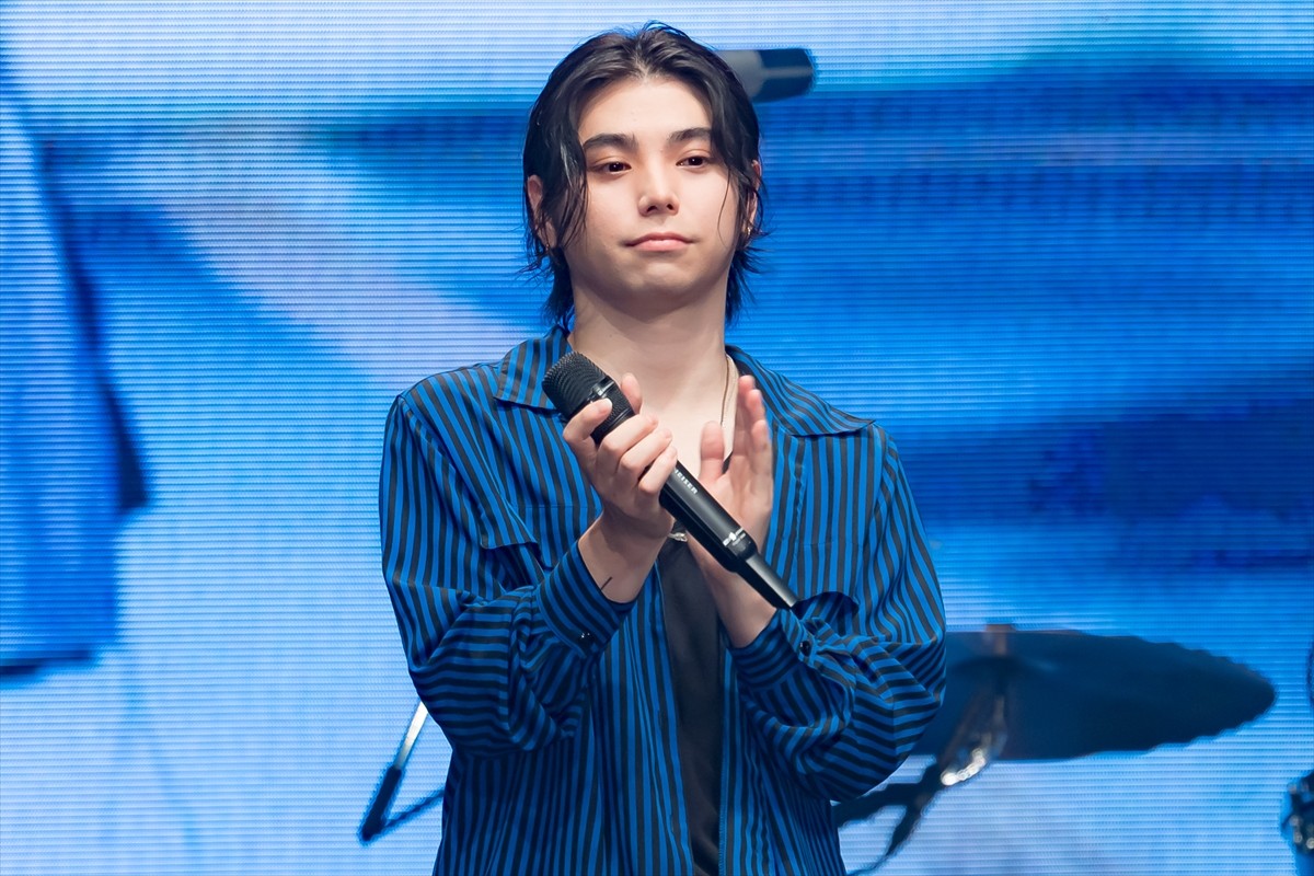 アイナ・ジ・エンド、『キリエのうた』劇中歌披露し涙「感慨深い」　松村北斗＆村上虹郎はギター演奏