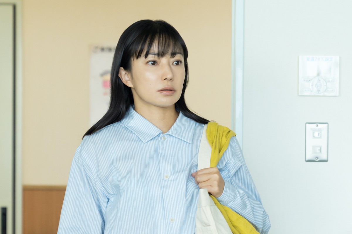 菅野美穂、タフで明るく平凡な主婦ヒロインを熱演『ゆりあ先生の赤い糸』今夜スタート