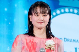 上坂樹里、『東京ドラマアウォード2023』授賞式に登場