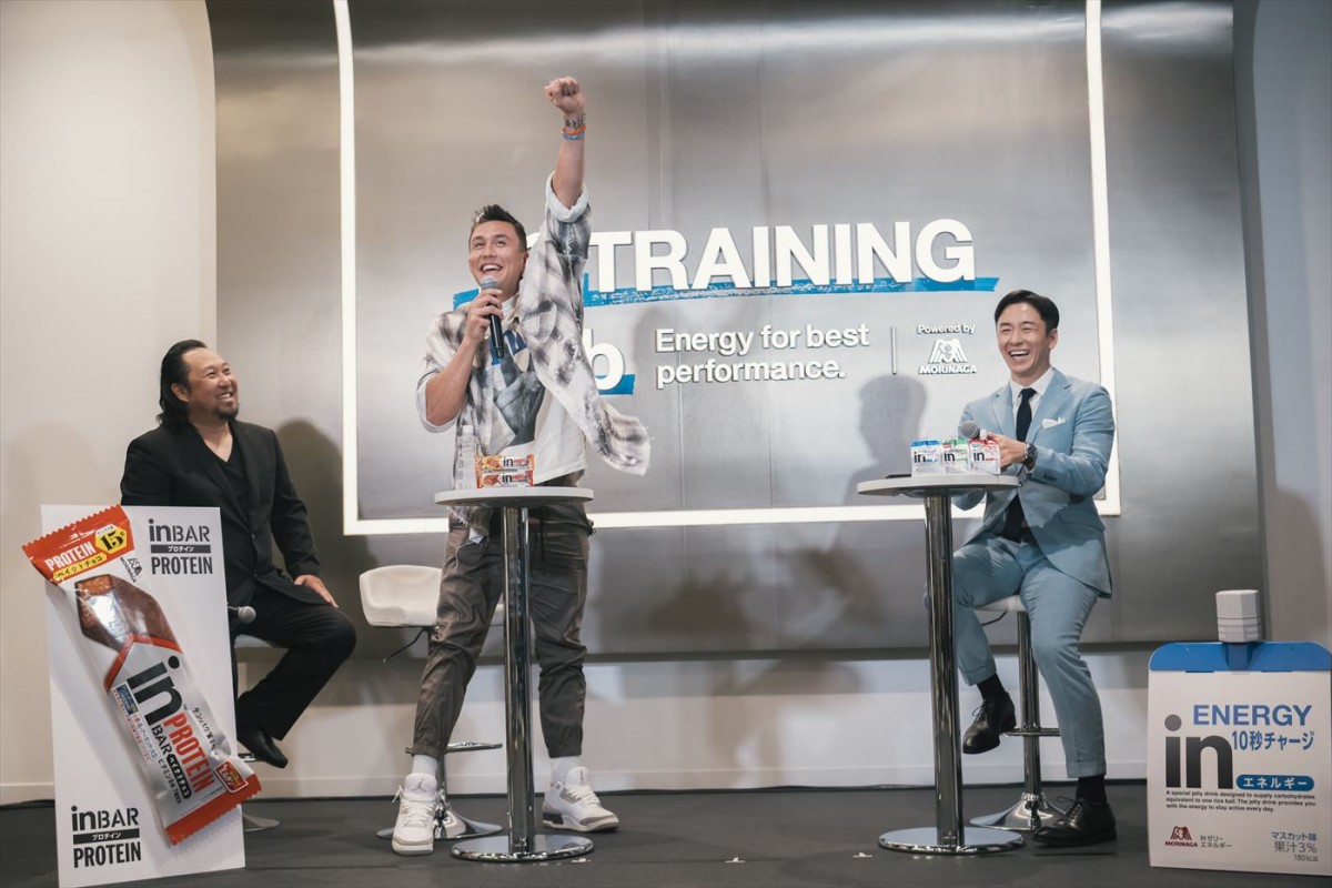 ラーズ・ヌートバー選手「今年は山あり谷あり」　斎藤佑樹さんとの再会し笑顔！