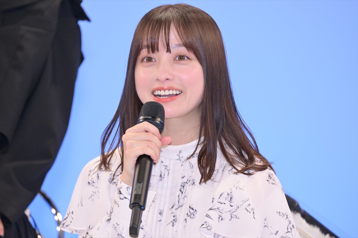 「橋本環奈はおじさん」　佐藤二朗ら50代とおつまみトークで盛り上がる