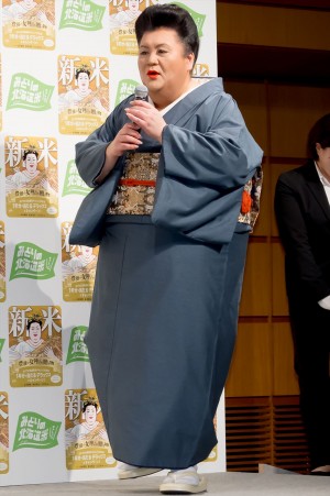 令和5年度北海道米「新米発表会」に登壇したマツコ・デラックス