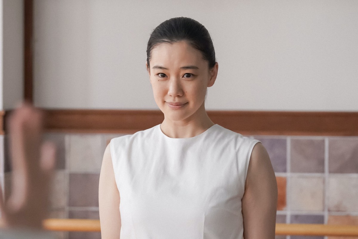来週の『ブギウギ』18歳の“スズ子”趣里、会社から劇団の人員＆賃金削減を通告される