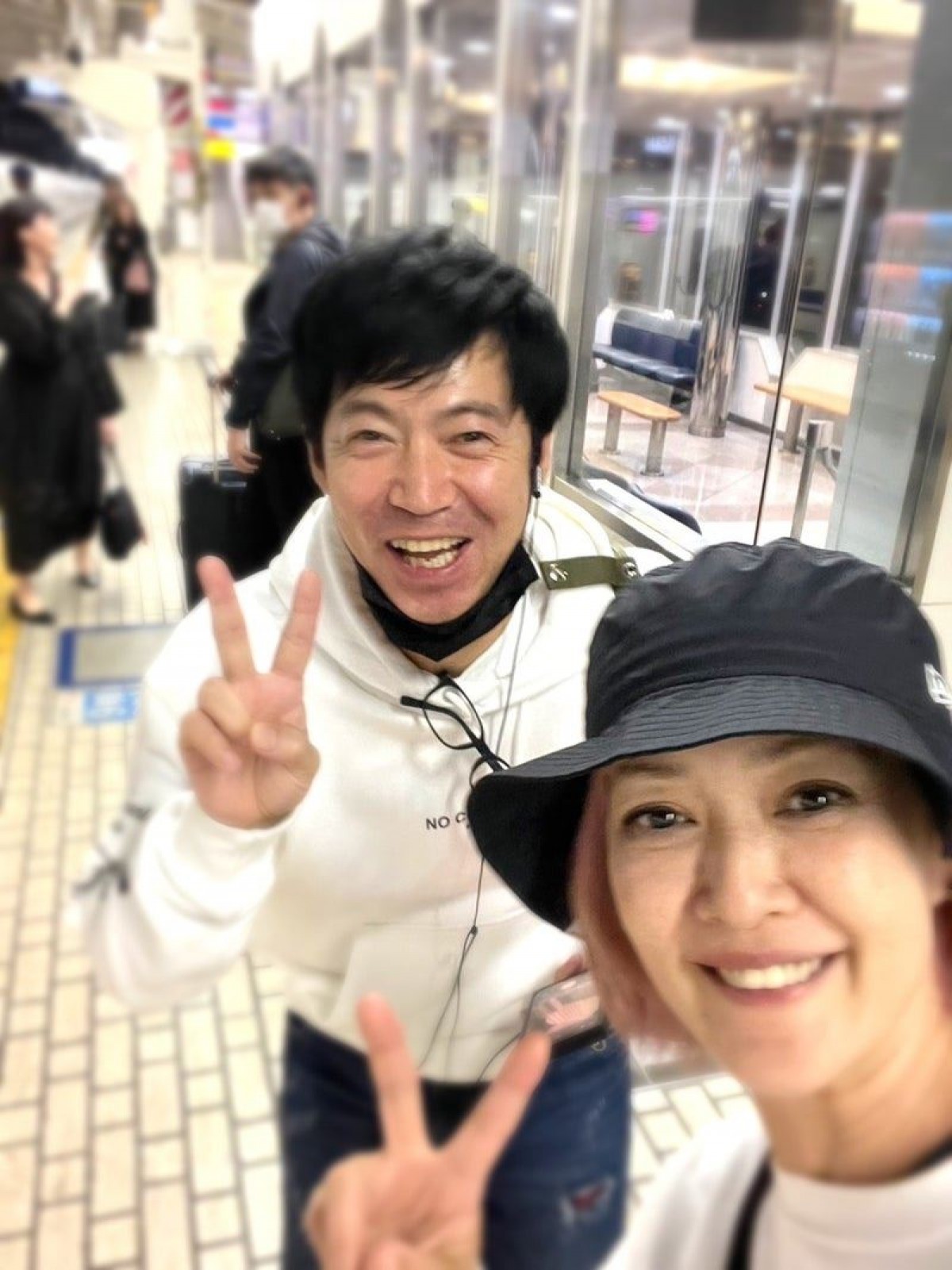 東MAXが女芸人とばったり遭遇も　“場所”に驚き「日本は狭い」