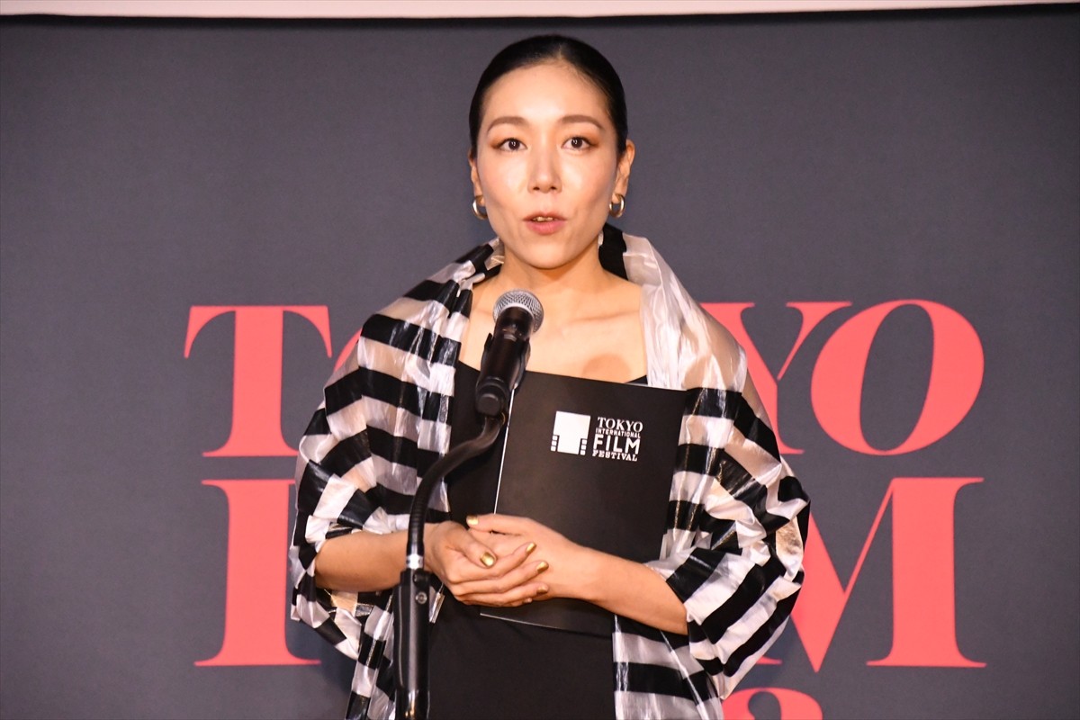 第36回東京国際映画祭コンペティション、5月に急逝したペマ・ツェテン監督の『雪豹』がグランプリ！