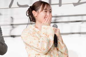 福原遥、映画『あの花が咲く丘で、君とまた出会えたら。』完成披露試写会に登場