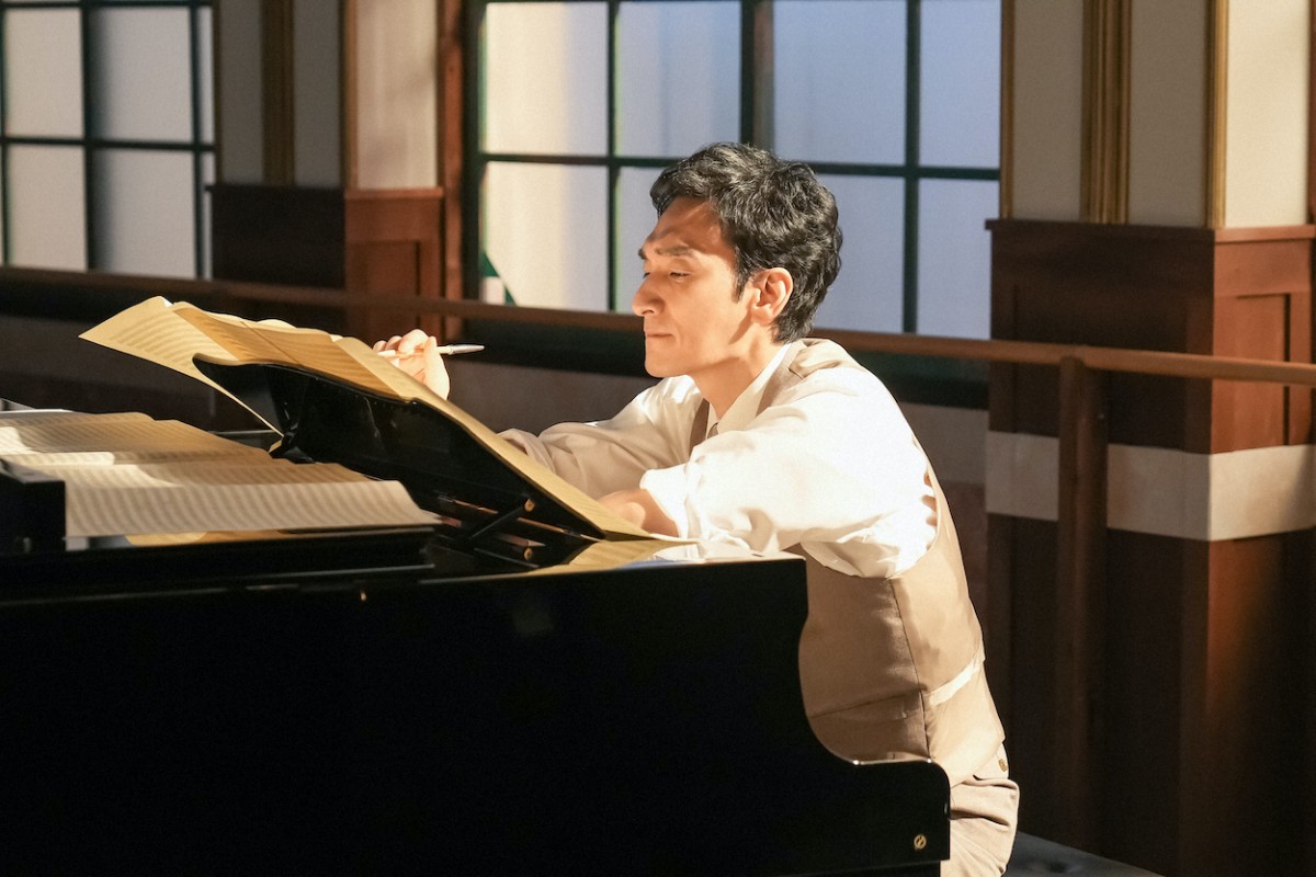 明日の『ブギウギ』“スズ子”趣里、“羽鳥”草なぎ剛に「蘇州夜曲」を歌わせてほしいと願い出る