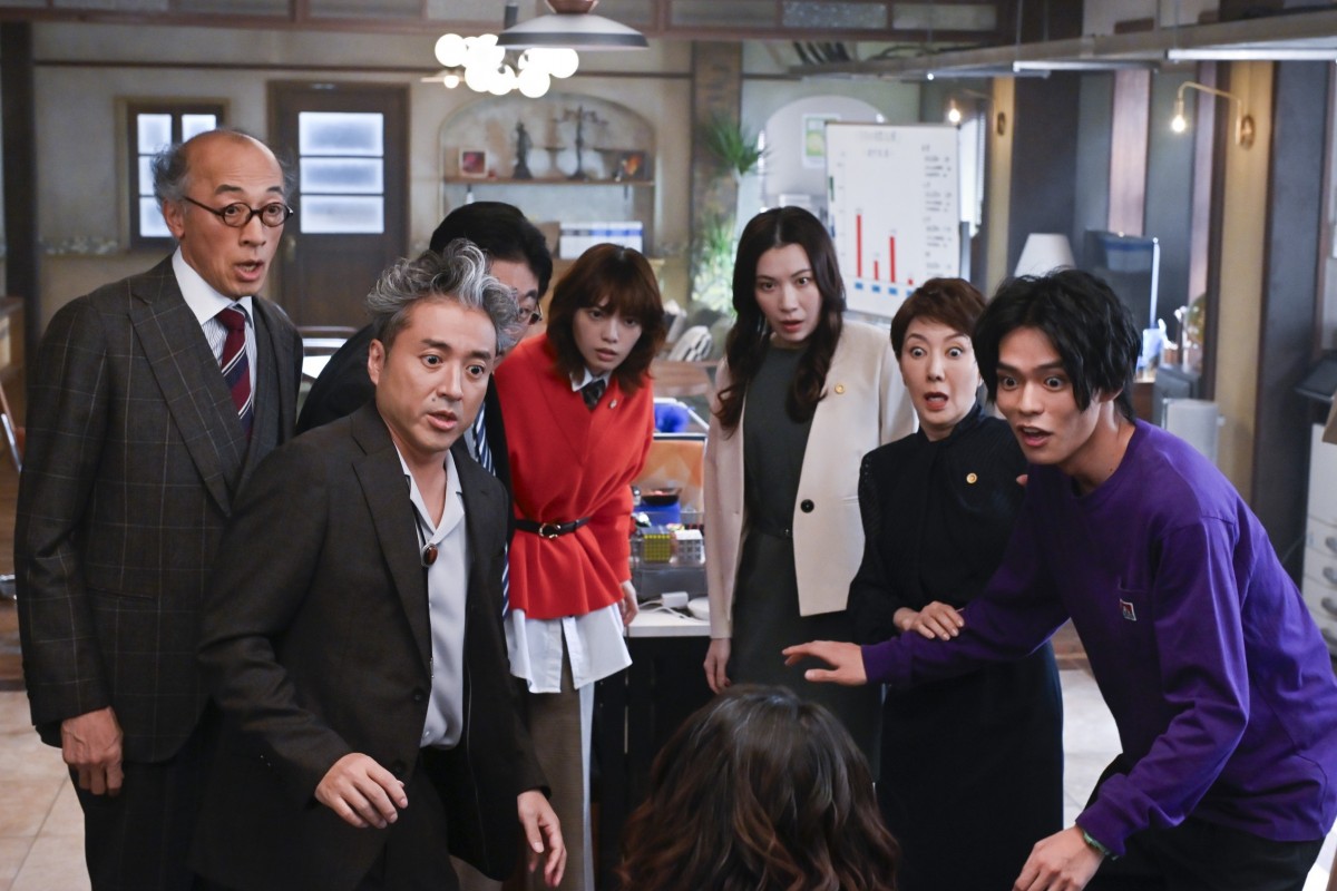 『うちの弁護士は手がかかる』第8話　“蔵前”ムロツヨシ＆“杏”平手友梨奈、異母姉妹の遺産相続問題を引き受ける