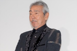 寺尾聰、映画『屋根裏のラジャー』初日舞台挨拶に登場