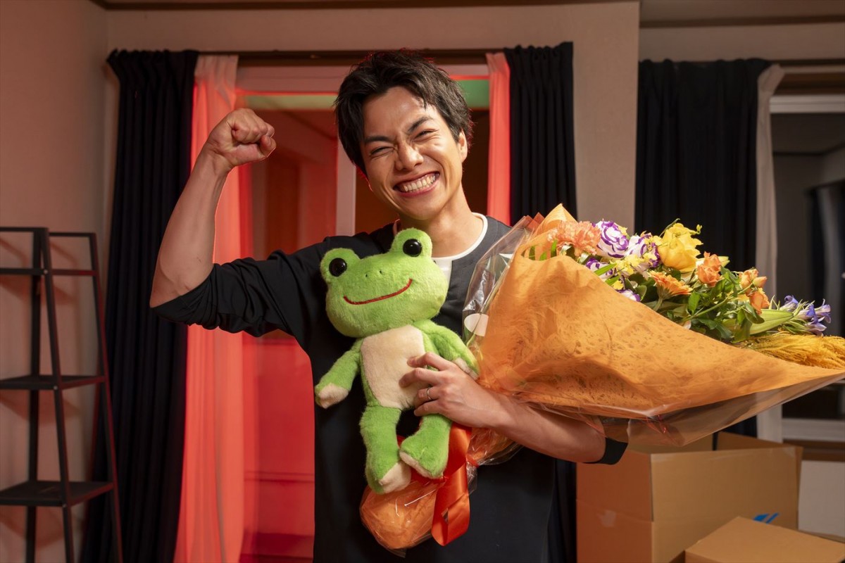 『単身花日』重岡大毅、新木優子、田中樹、高梨臨が笑顔でクランクアップ！