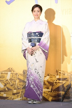 上戸彩、映画『シャイロックの子供たち』公開直前イベントに登場