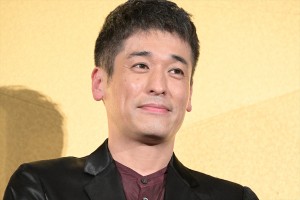 佐藤隆太、映画『シャイロックの子供たち』 完成披露舞台挨拶に登場