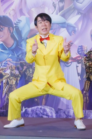 ダンディ坂野、『聖闘士星矢：Knights of the Zodiac バトル・サンクチュアリ』配信記念イベントに登場