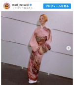 【写真】夏木マリ、金髪ショートに“夕暮れ色”着物を合わせた艶やかコーデに反響「か〜っこいい〜〜」