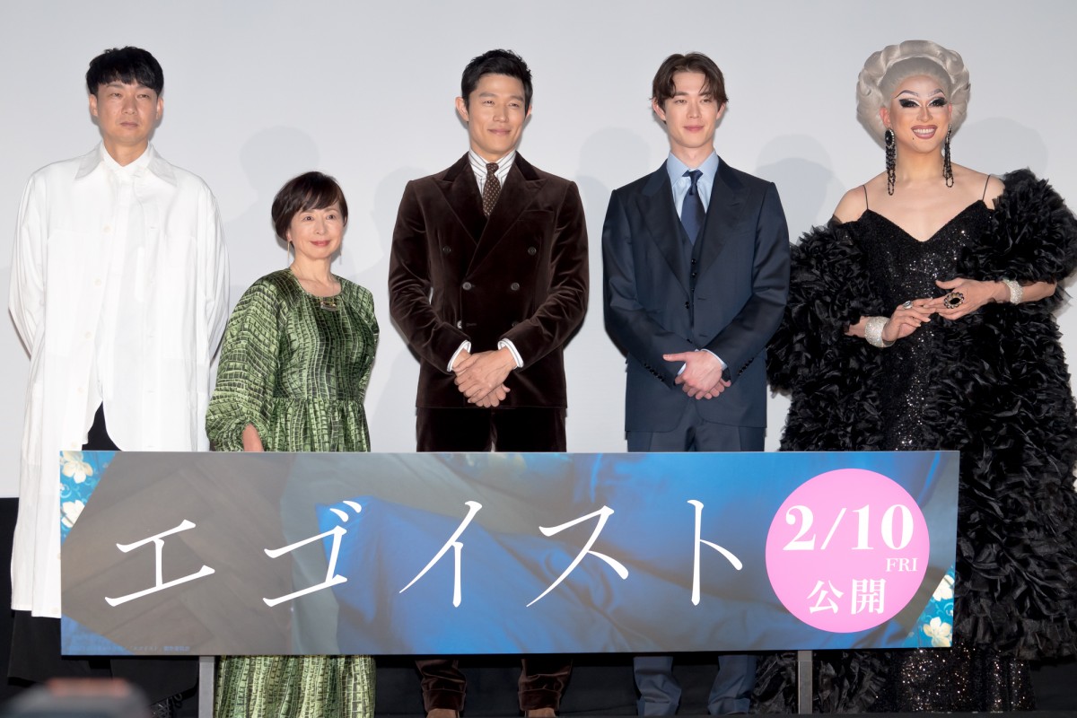鈴木亮平＆宮沢氷魚が恋人役　キスシーンの裏話明かす