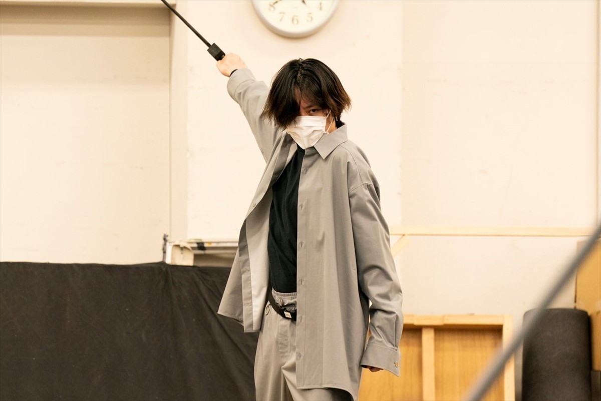 舞台『キングダム』、演劇界のレジェンド・壤晴彦の出演決定　山口祐一郎と劇団四季2ショットも
